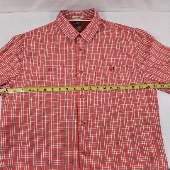 Quiksilver Waterman Regular Fit Men’s Plaid Vented Outdoor Nylon Shirt - Medium* - Picture 7 of 16